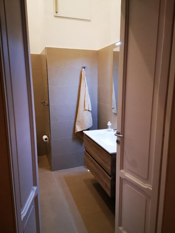 Casa Cupiello Via Chiaia - Casa Vacanze Ad Uso Esclusivo Napoli Eksteriør billede