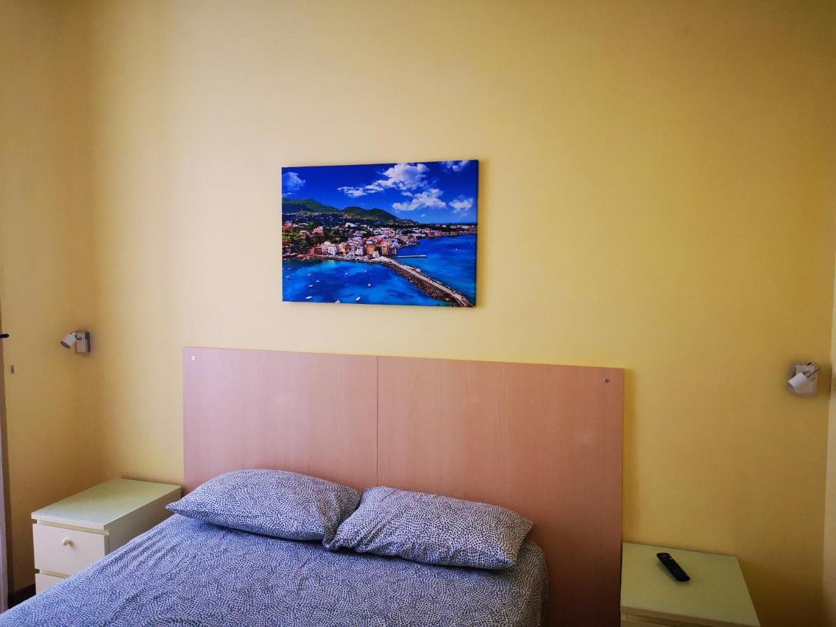 Casa Cupiello Via Chiaia - Casa Vacanze Ad Uso Esclusivo Napoli Eksteriør billede