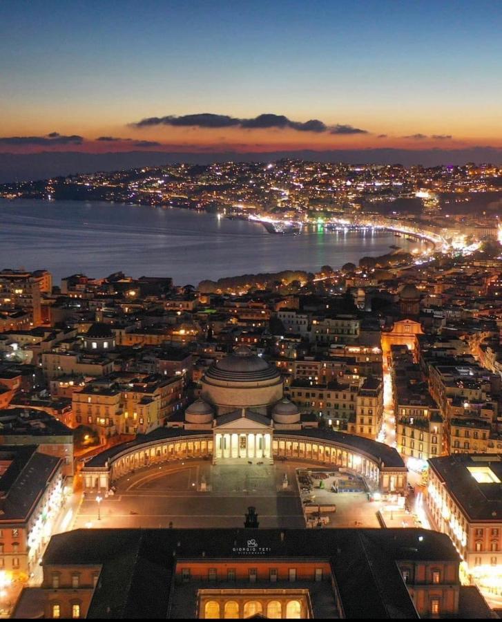 Casa Cupiello Via Chiaia - Casa Vacanze Ad Uso Esclusivo Napoli Eksteriør billede